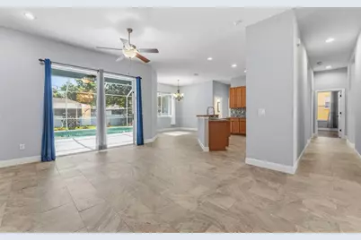 1115 Lumsden Trace Circle, Valrico, FL 33594 - Photo 10
