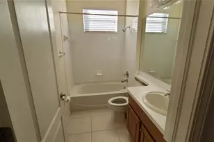 31422 Bridgegate Dr, Wesley Chapel, FL 33545 - Photo 10