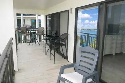 9825 Harrell Avenue #404, Treasure Island, FL 33706 - Photo 16