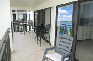9825 Harrell Ave, Treasure Island, FL 33706 - Photo 16