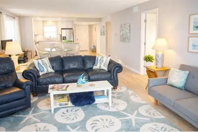 9825 Harrell Avenue #404, Treasure Island, FL 33706 - Photo 6