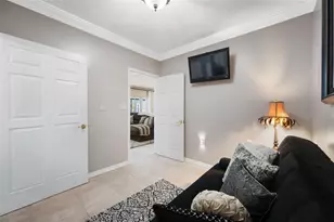 15314 Lake Magdalene Blvd, Tampa, FL 33618 - Photo 60