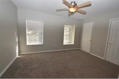 4901 Elizabeth Anne Circle, Tampa, FL 33616 - Photo 10