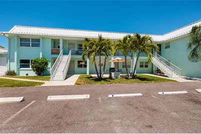 10 164th Avenue #1, Redington Beach, FL 33708 - Photo 2