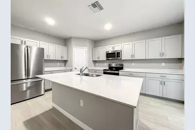 7540-A Freesia Trace, Wesley Chapel, FL 33545 - Photo 16