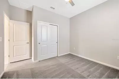 6398 Bradford Woods Drive, Zephyrhills, FL 33542 - Photo 32