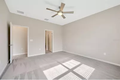 6398 Bradford Woods Drive, Zephyrhills, FL 33542 - Photo 16