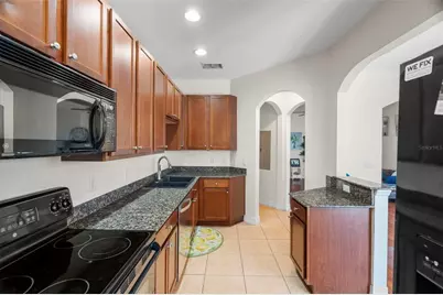 316 34th Avenue N, Saint Petersburg, FL 33704 - Photo 12