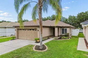 31217 Tagus Loop, Wesley Chapel, FL 33545 - Photo 2