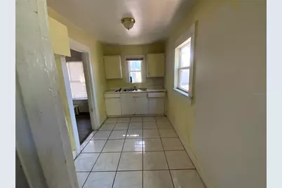 610 28th Avenue S, Saint Petersburg, FL 33705 - Photo 6
