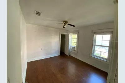 610 28th Avenue S, Saint Petersburg, FL 33705 - Photo 8