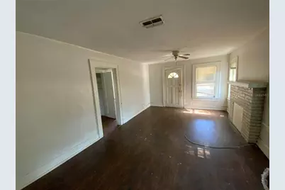 610 28th Avenue S, Saint Petersburg, FL 33705 - Photo 2