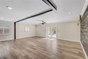 5909 71st St N, Saint Petersburg, FL 33702 - Photo 6