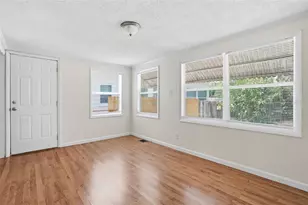 1262 Woodlawn Terrace, Clearwater, FL 33755 - Photo 8