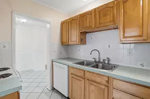 1262 Woodlawn Terrace, Clearwater, FL 33755 - Photo 2