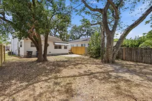 1262 Woodlawn Terrace, Clearwater, FL 33755 - Photo 14