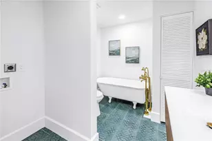 2220 23rd St S, Saint Petersburg, FL 33712 - Photo 34