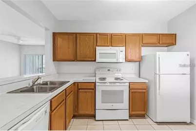 9519 Newdale Way #201, Riverview, FL 33578 - Photo 4