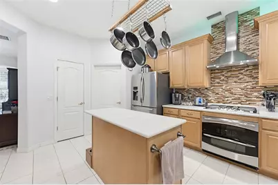 62 Camelot Ridge Drive, Brandon, FL 33511 - Photo 14