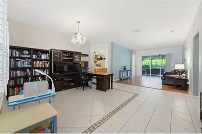 62 Camelot Ridge Drive, Brandon, FL 33511 - Photo 8