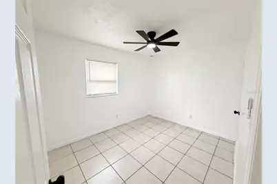 3916 E Genesee Street, Tampa, FL 33610 - Photo 6