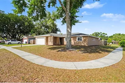 2209 Sherbrook Drive, Valrico, FL 33594 - Photo 4