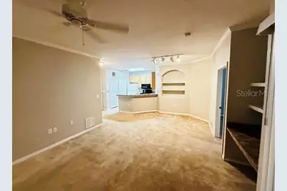 10106 Courtney Oaks Circle #104, Tampa, FL 33619 - Photo 2