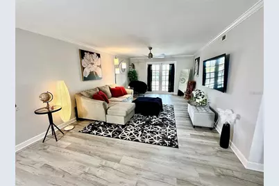 4908 38th Way S #401, Saint Petersburg, FL 33711 - Photo 8