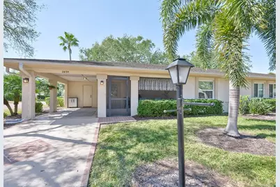 2035 Hampstead Circle, Sun City Center, FL 33573 - Photo 2