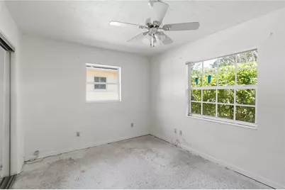 5013 Oxford Avenue N, Saint Petersburg, FL 33710 - Photo 10