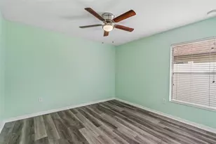 6736 Pine Springs Dr, Wesley Chapel, FL 33545 - Photo 36