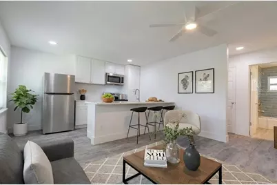 3017 49th Street S #2, Gulfport, FL 33707 - Photo 6