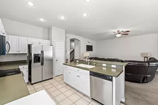 4814 Portobello Cir, Valrico, FL 33596 - Photo 14
