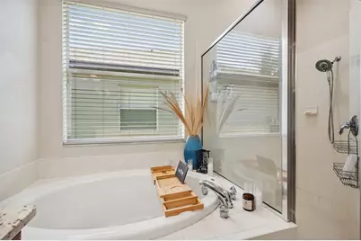 4641 Rolling Green Drive, Wesley Chapel, FL 33543 - Photo 28