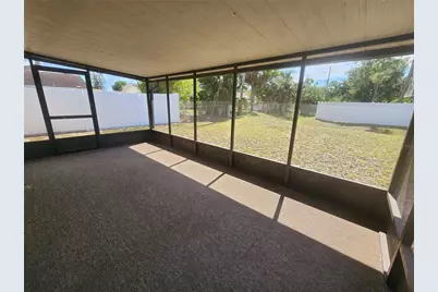 13010 Cumberland Drive, Largo, FL 33773 - Photo 12