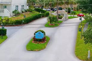 98 S Highland Ave, Tarpon Springs, FL 34689 - Photo 38