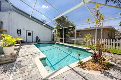 8759 Orient Way NE, Saint Petersburg, FL 33702 - Photo 40