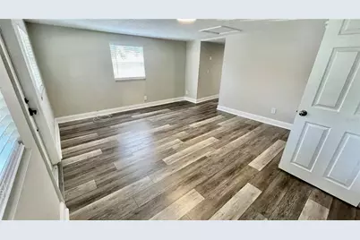 1707 E New Orleans Avenue, Tampa, FL 33610 - Photo 4