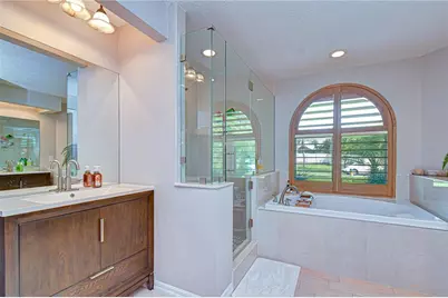 1015 Ventana Drive, Ruskin, FL 33573 - Photo 18