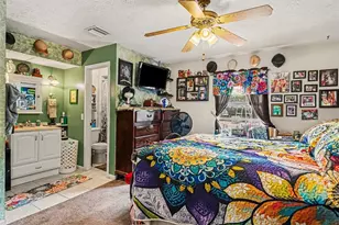 11207 Creek View Dr, Riverview, FL 33569 - Photo 14