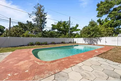 5110 Emerson Avenue S, Saint Petersburg, FL 33707 - Photo 32