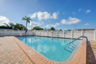 13940 Anona Heights Dr, Largo, FL 33774 - Photo 28