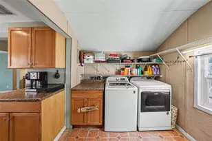 2827 9th Ave N, Saint Petersburg, FL 33713 - Photo 12