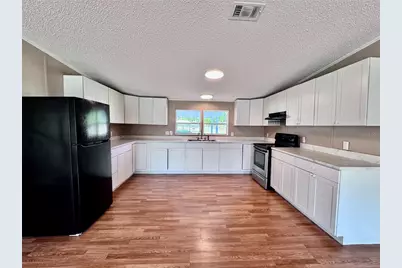 4300 Meadow Ridge Avenue, Mulberry, FL 33860 - Photo 8