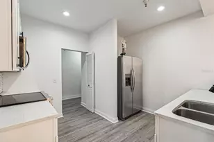 215 Central Ave, Saint Petersburg, FL 33701 - Photo 12