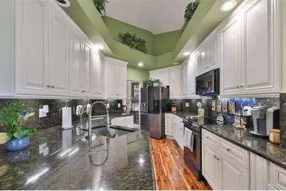 210 Linger Lane, Sun City Center, FL 33573 - Photo 10