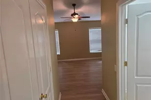 1424 Wylie Ct, Wesley Chapel, FL 33543 - Photo 34