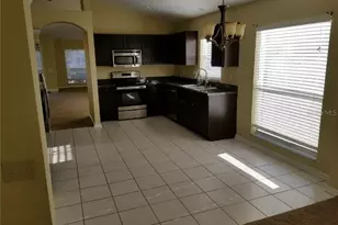 1424 Wylie Ct, Wesley Chapel, FL 33543 - Photo 2