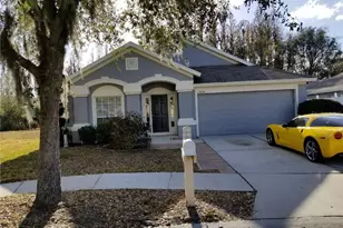 1424 Wylie Ct, Wesley Chapel, FL 33543 - Photo 2