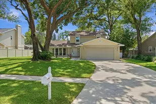 2804 Palamore Dr, Tampa, FL 33618 - Photo 1